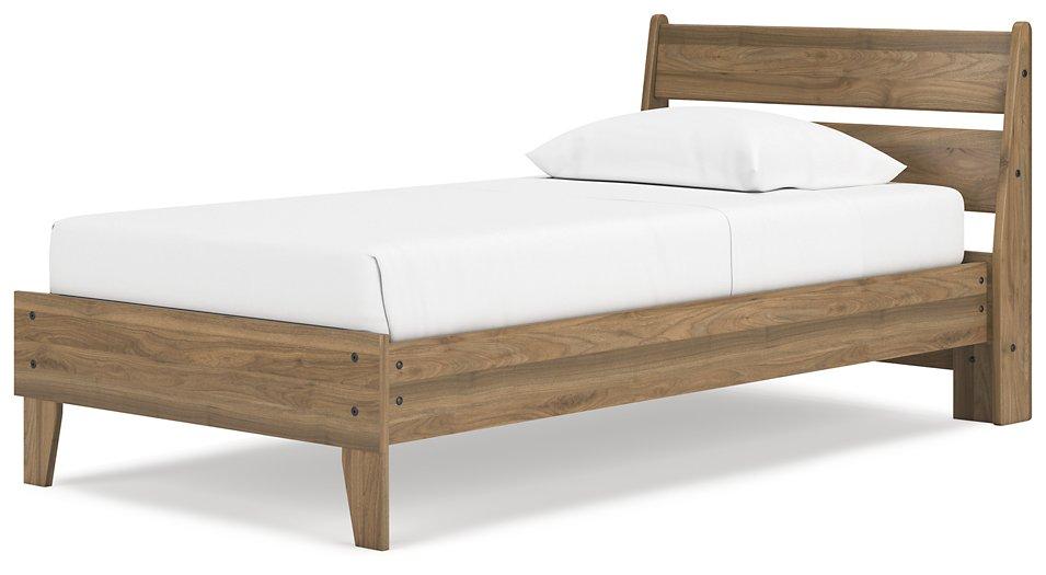 Deanlow Bedroom Package
