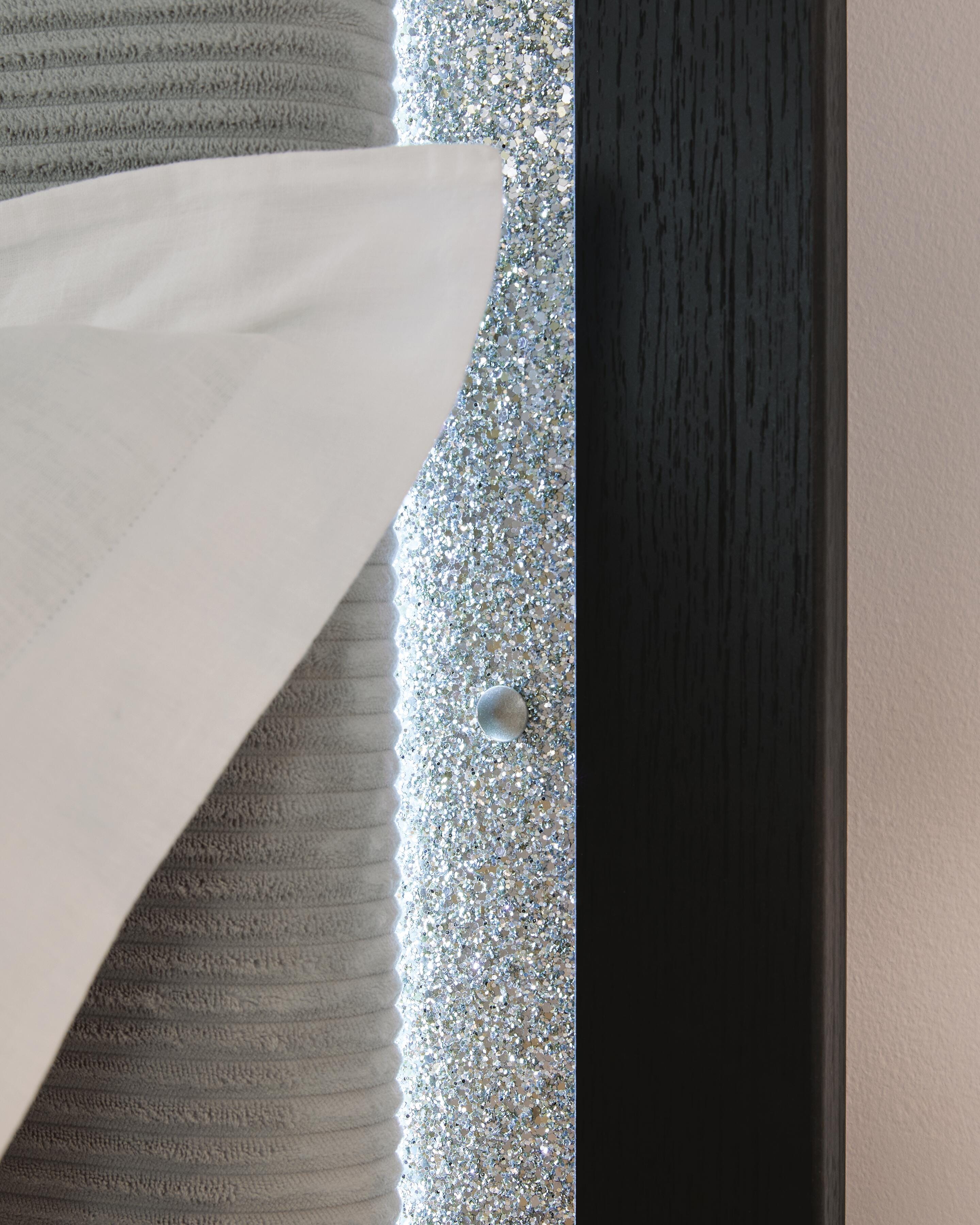 Maeling Bed