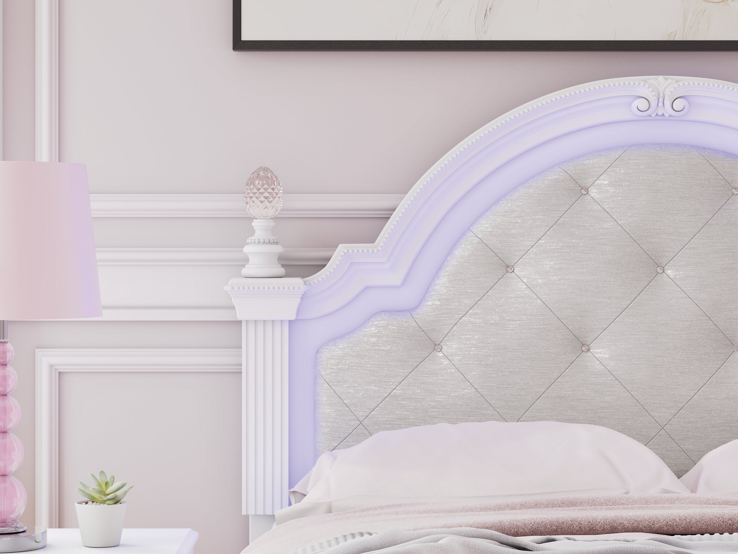 Kozlani Upholstered Bed
