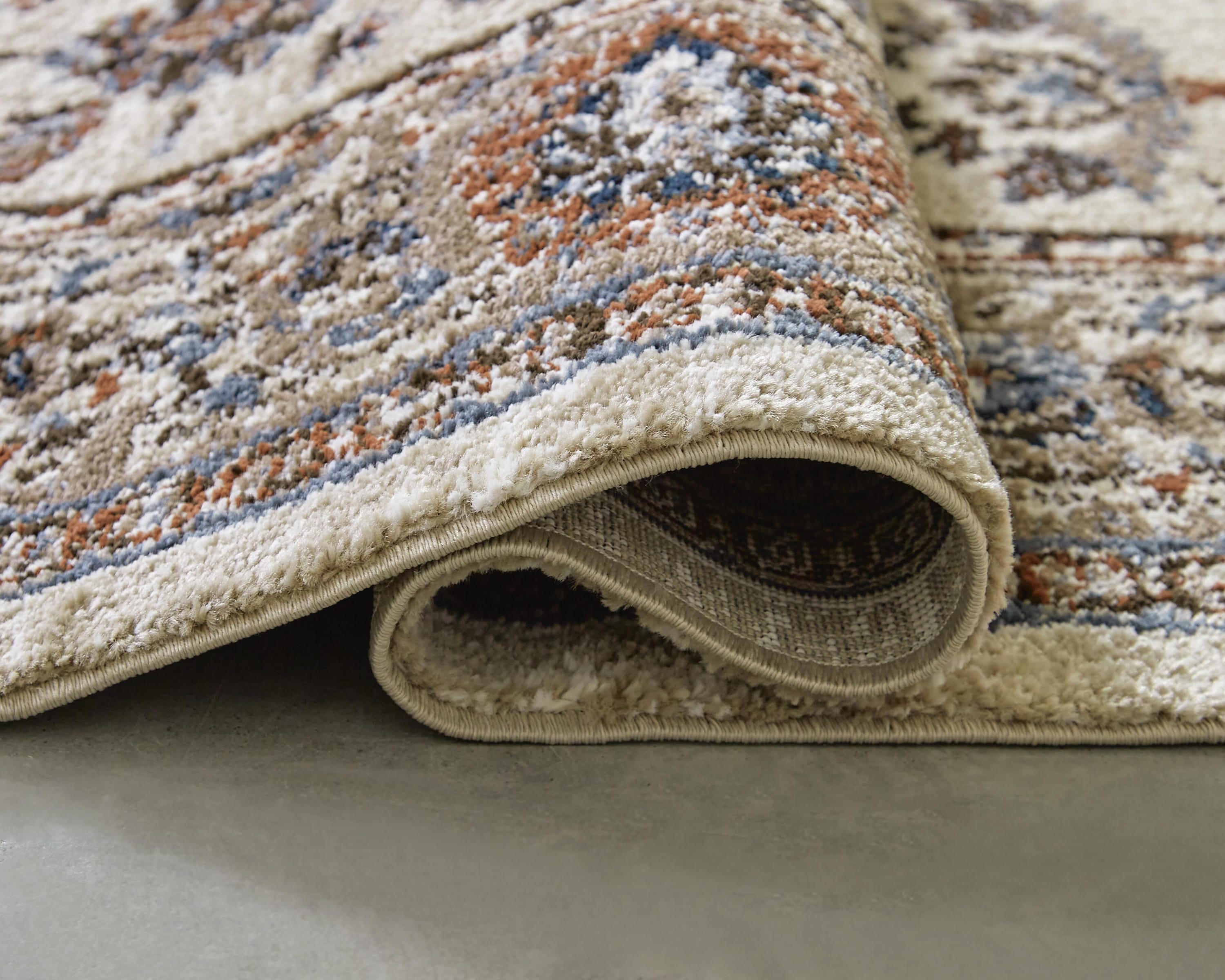 Beritham Rug Large
