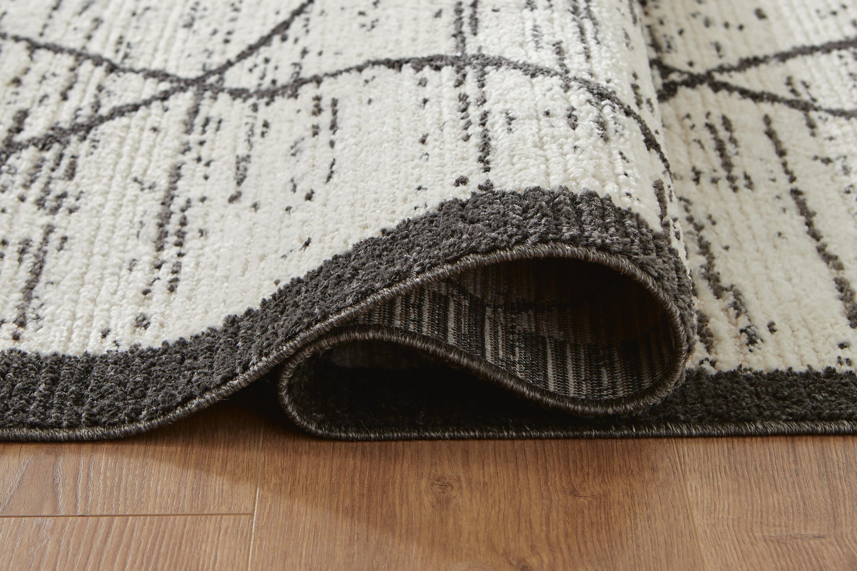 Fenriston Rug Large