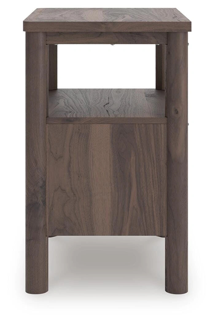 Pamytta Nightstand