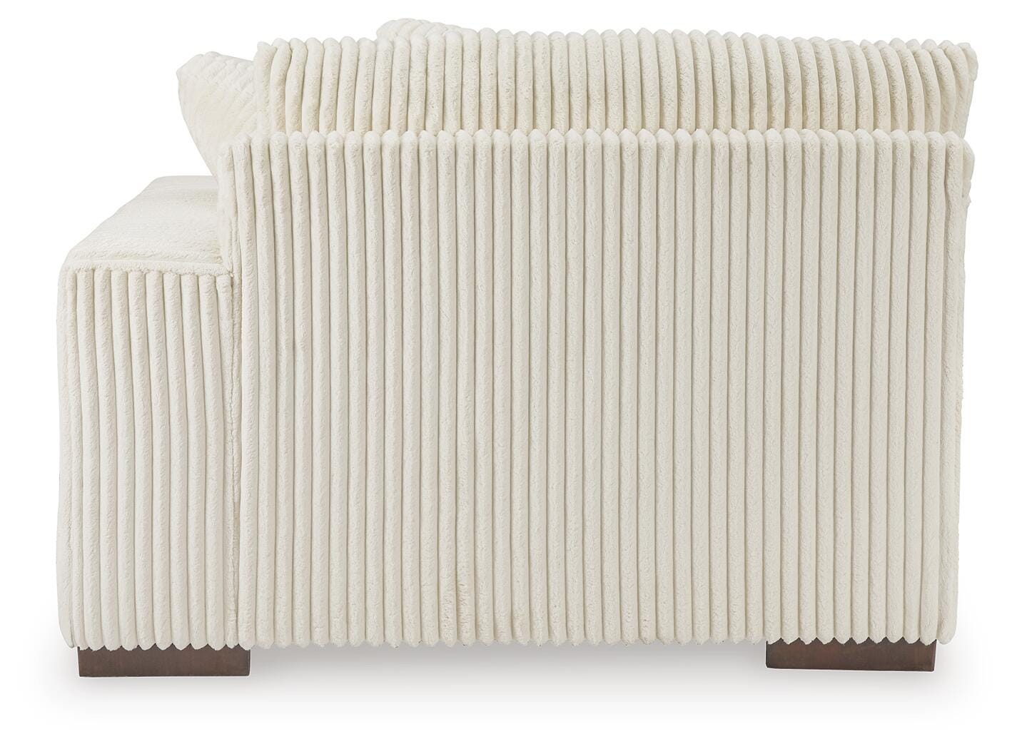 Lindyn Sectional with Chaise