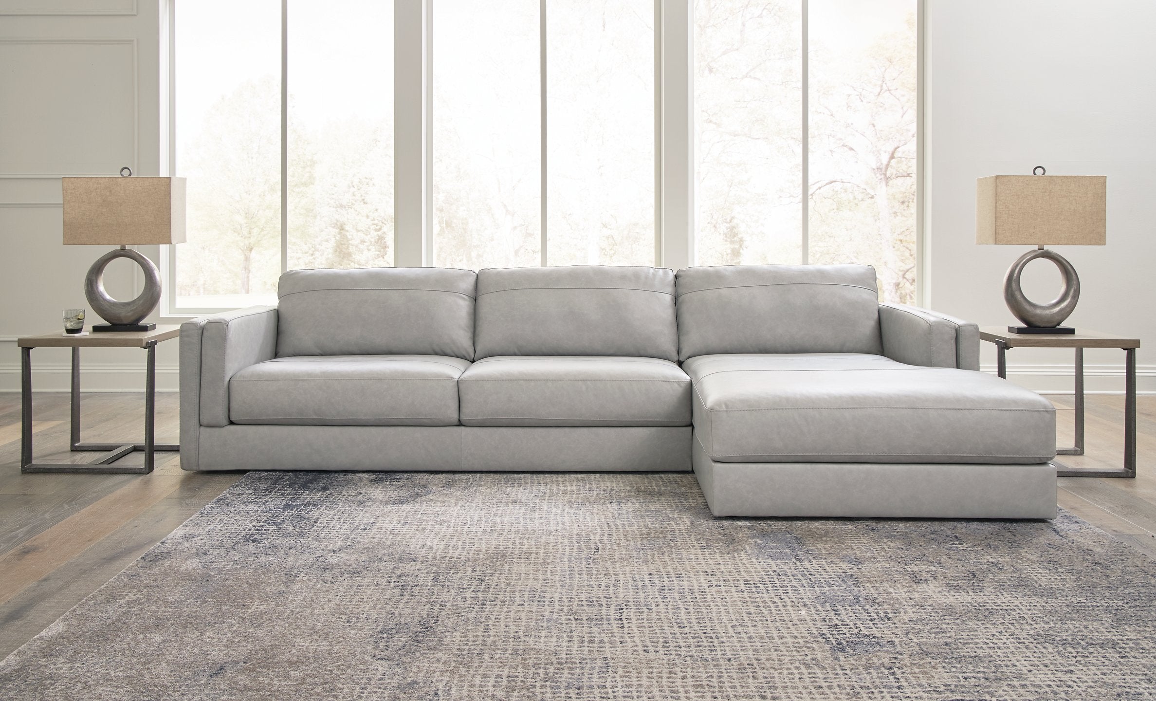 Amiata Sectional with Chaise