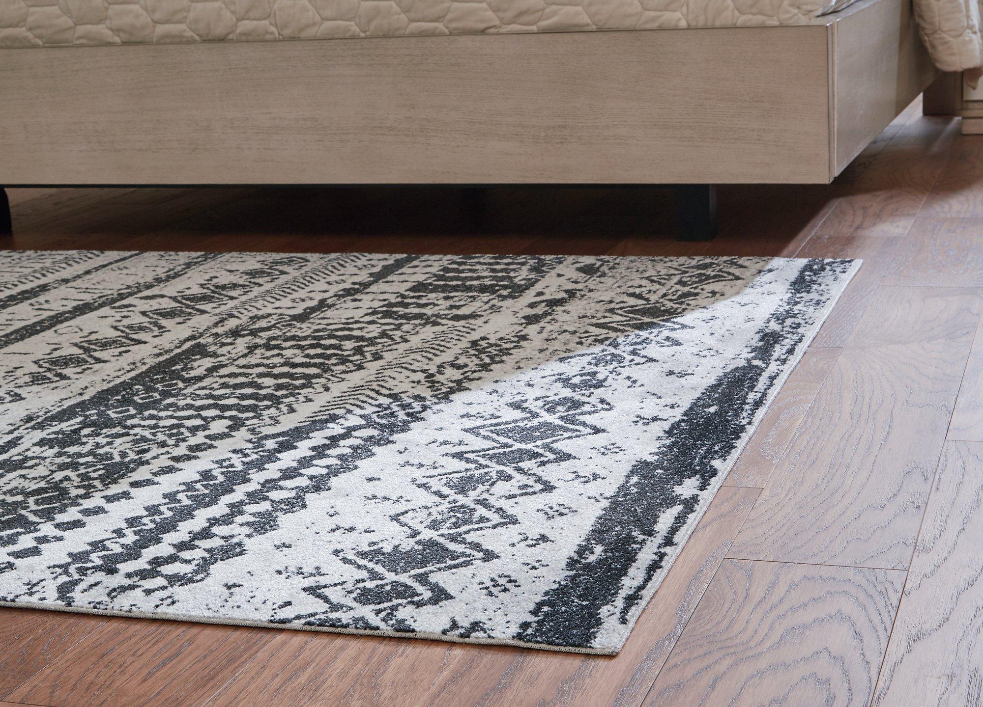 Devman 5'2" x 6'10" Rug