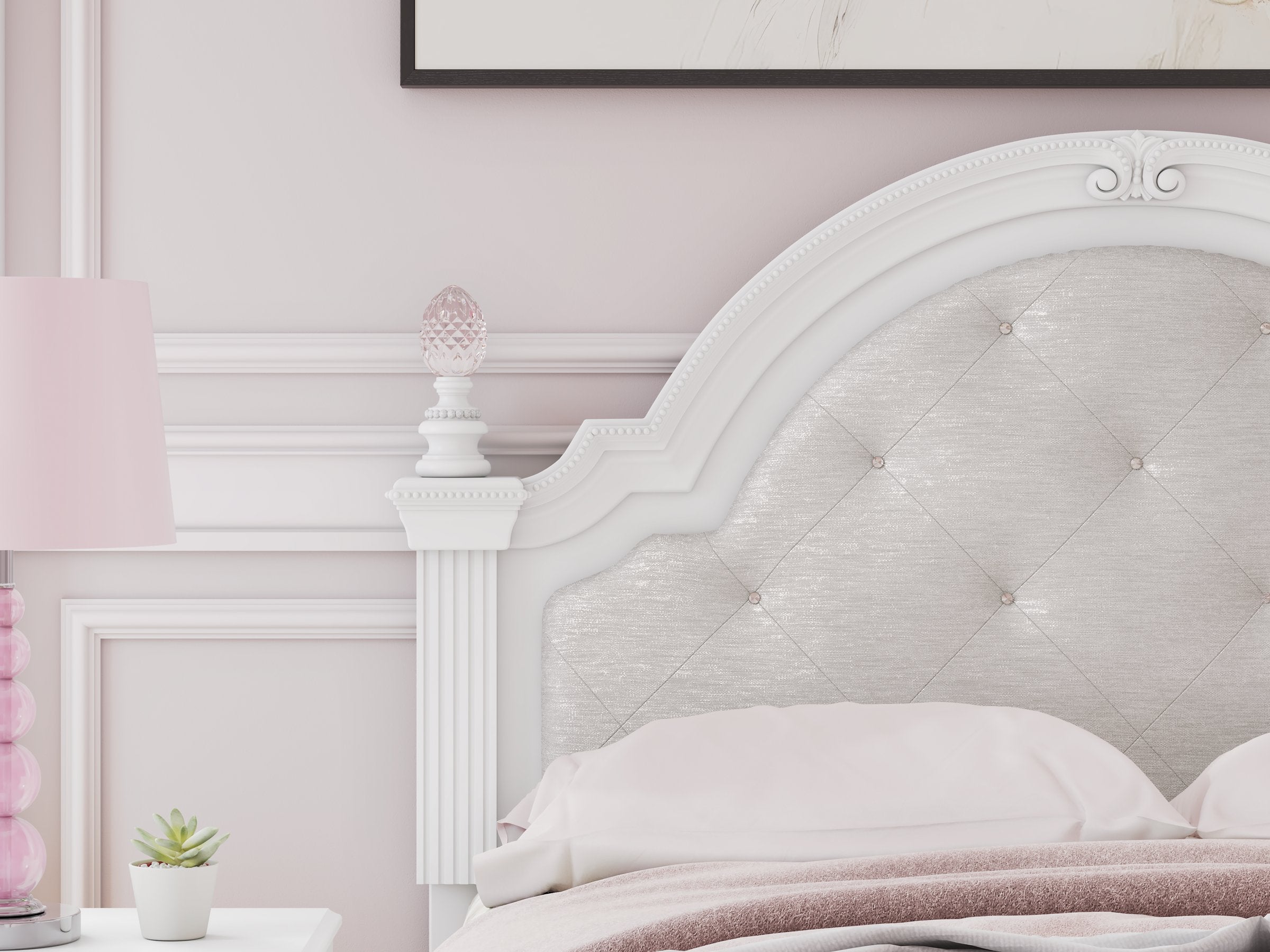 Kozlani Upholstered Bed
